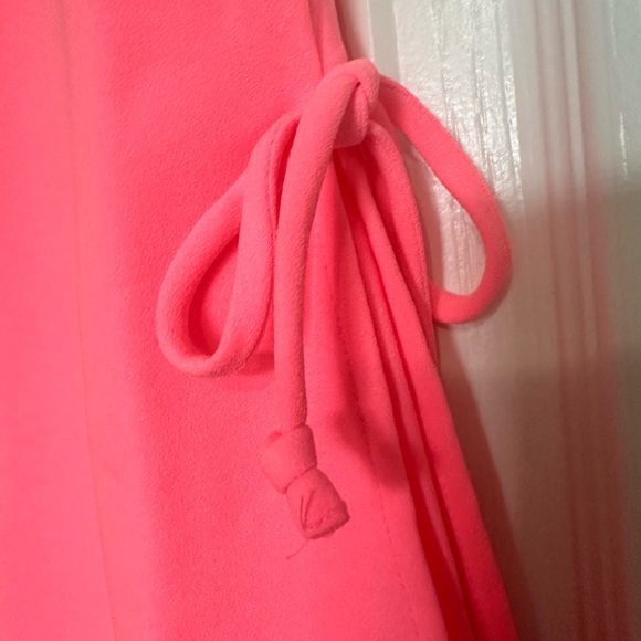 NWT Lilly Pulitzer Pearl Romper in Lilly’s Coral Size 0 - Picture 3 of 13